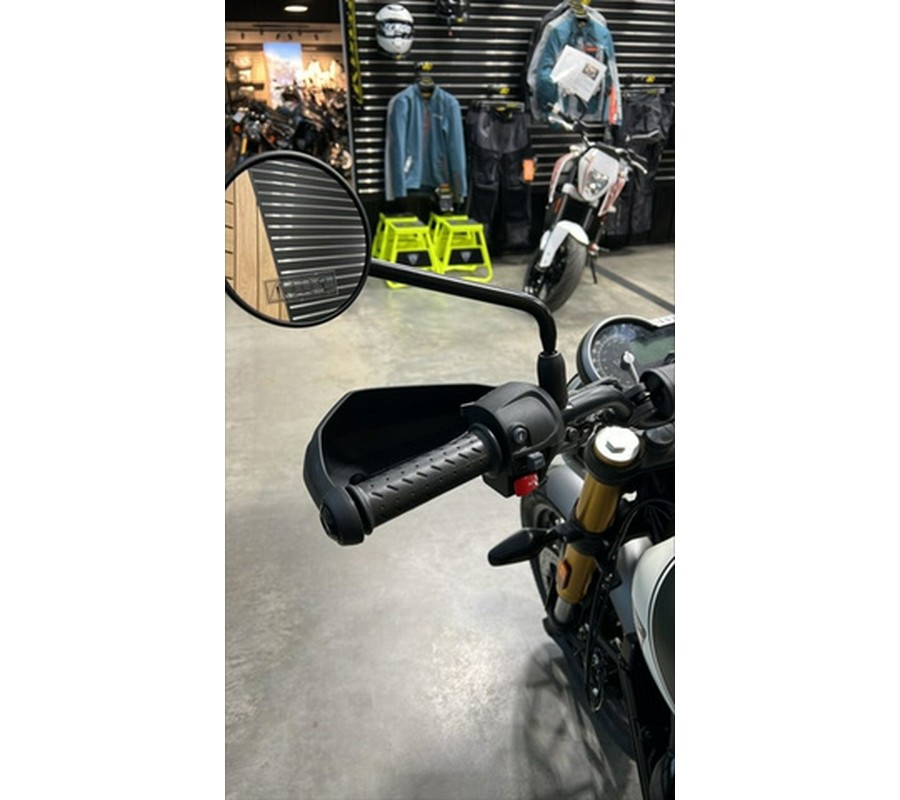 2024 Triumph Scrambler 400 X Matte Khaki Green / Fusion White