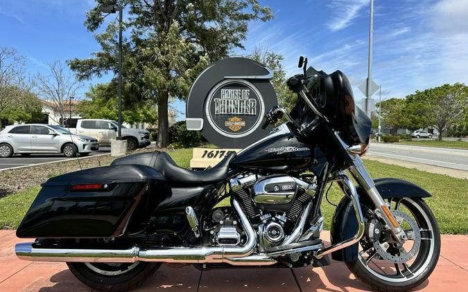 2018 Harley-Davidson® FLHX - Street Glide®