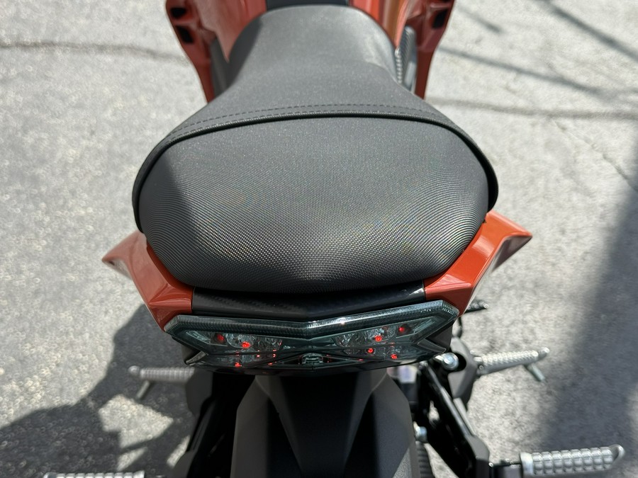 2026 Kawasaki Z125 PRO Pearl Lava Orange - 34879T