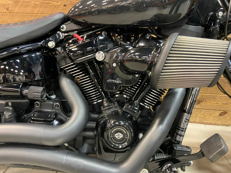 2018 Harley-Davidson® Breakout® 114 Black Tempest FXBRS