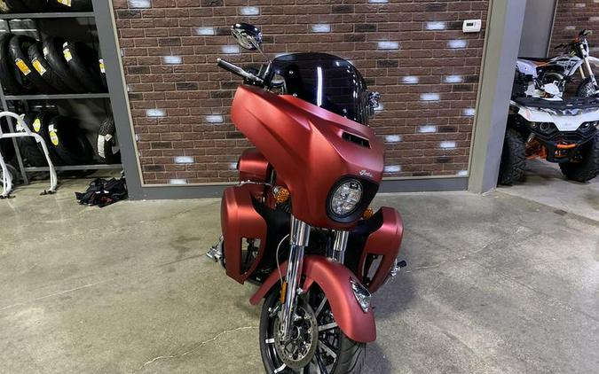 2020 Indian Motorcycle® Roadmaster® Dark Horse® Ruby Smoke