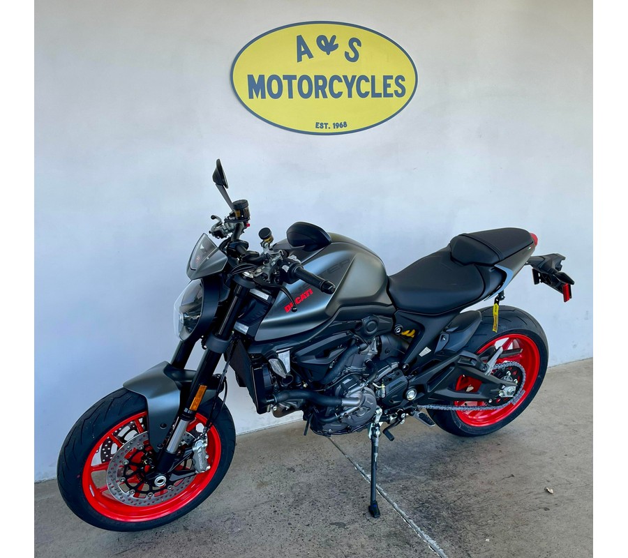 2025 Ducati MONSTER PLUS