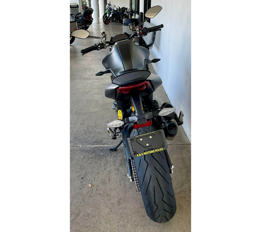 2025 Ducati MONSTER PLUS