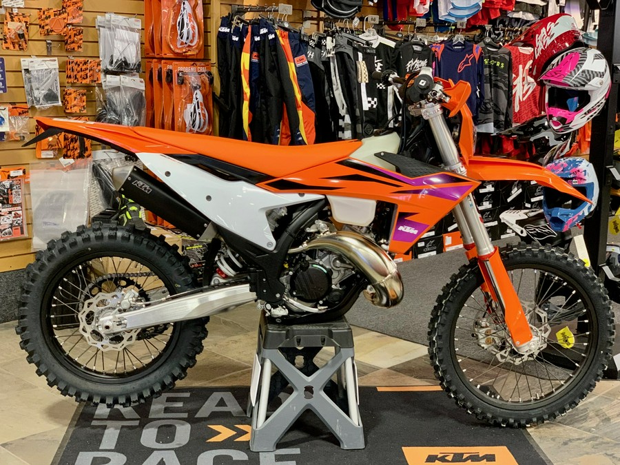 2024 KTM XC 150 W