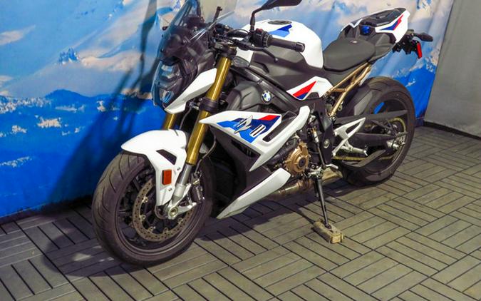 2022 BMW S 1000 R Light WhiteM Motorsport