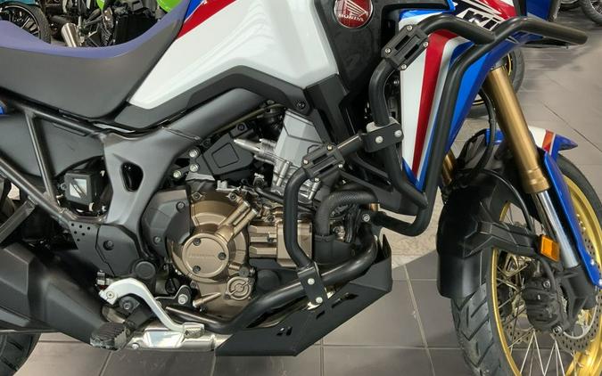 2019 Honda® Africa Twin CRF1000L DCT