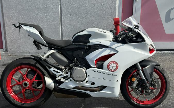 2022 Ducati Panigale V2 White Rosso Livery - 09348C