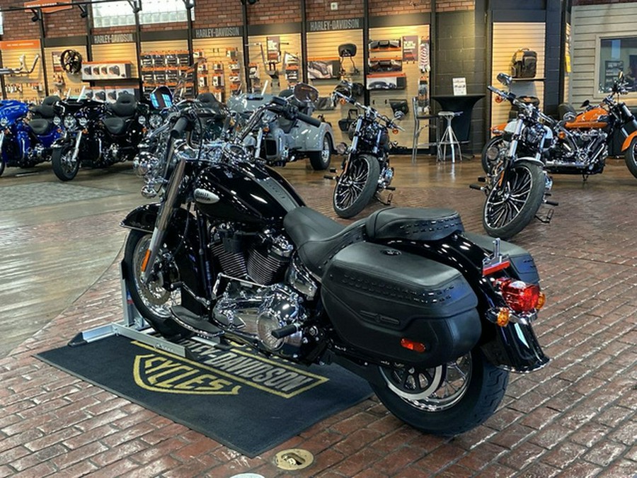 2024 Harley-Davidson Softail FLHCS - Heritage Classic