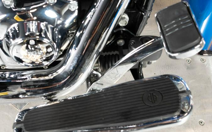 2017 Harley-Davidson Softail Deluxe