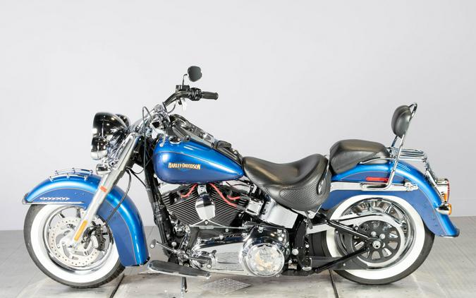 2017 Harley-Davidson Softail Deluxe