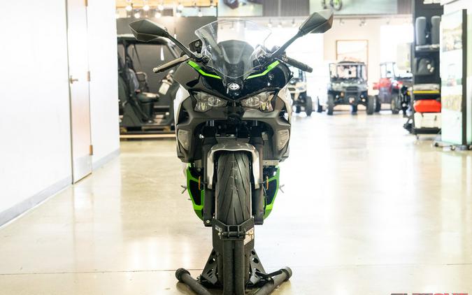 2024 Kawasaki NINJA 7 HYBRID ABS