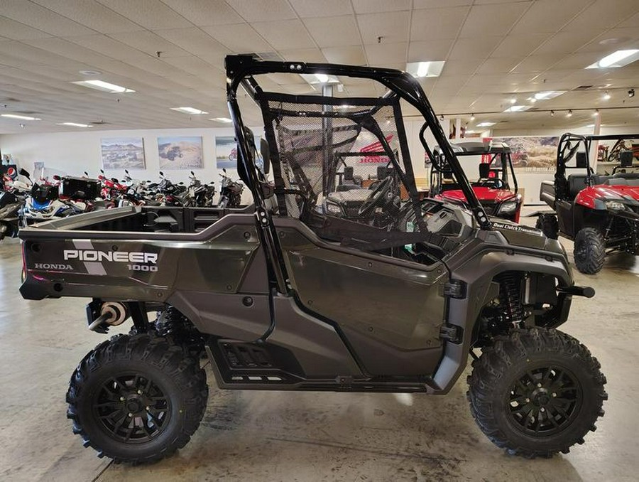2025 Honda® Pioneer 1000 Deluxe