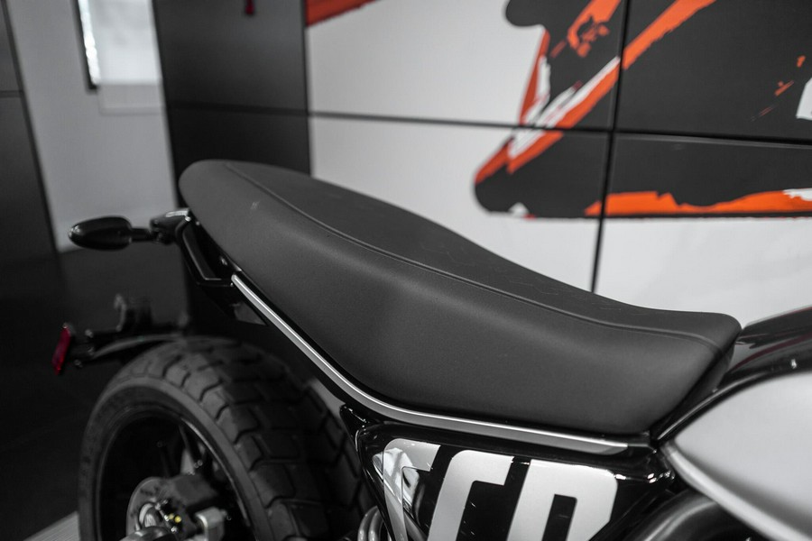 2025 Ducati Scrambler Icon Dark Stealth