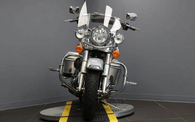 2014 Harley-Davidson® Road King® Billet Silver