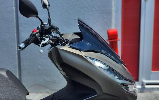 2023 Honda® PCX