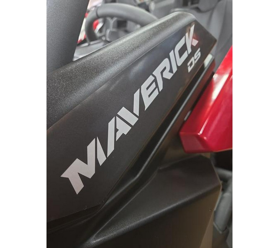 2025 Can-Am® Maverick X3 DS Turbo Fiery Red & Hyper Silver