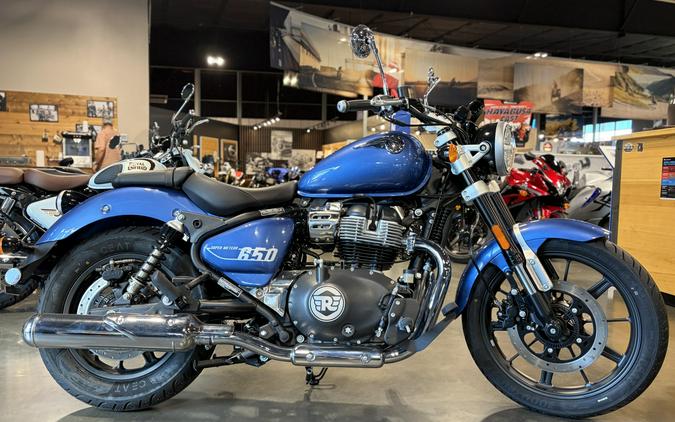 2024 Royal Enfield Super Meteor 650 Review [17 Fast Facts]