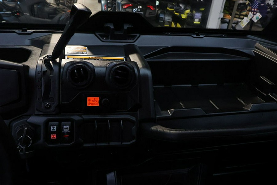 2026 Can-Am Defender MAX DPS CAB HD10