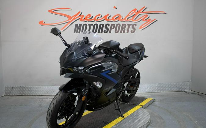 2025 Kawasaki Ninja 500 ABS