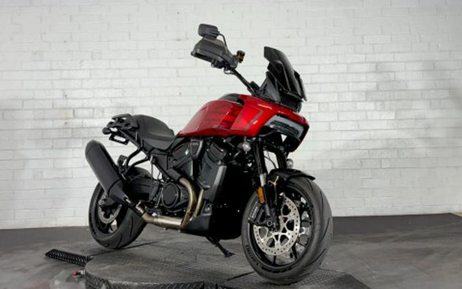 2025 Harley-Davidson Pan America® 1250 ST