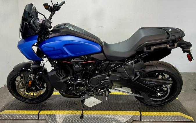 RA1250ST 2026 Pan America® 1250 ST