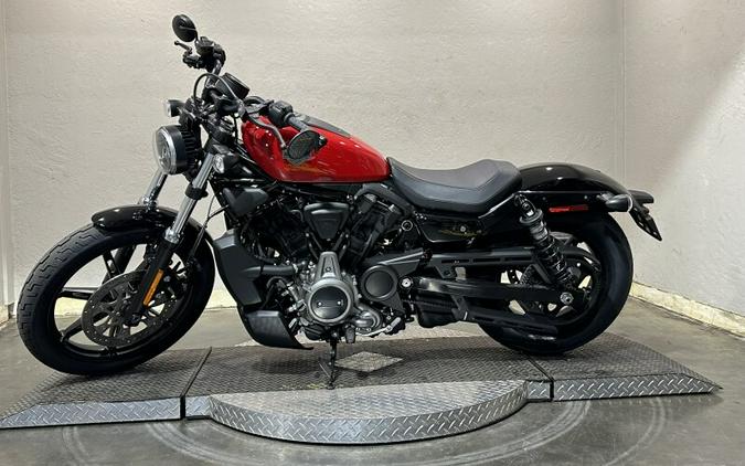 Harley-Davidson Nightster™ 2023 RH975 933379DT REDLINE RED