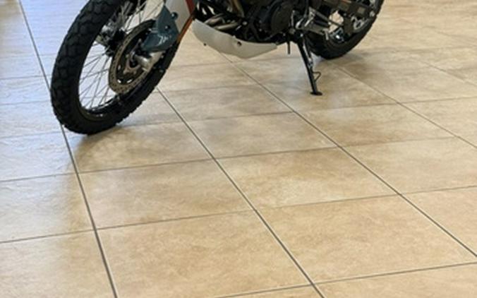 2026 Kawasaki KLE500 SE ABS