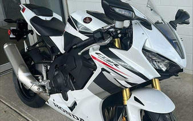 2026 Honda® CBR1000RR ABS