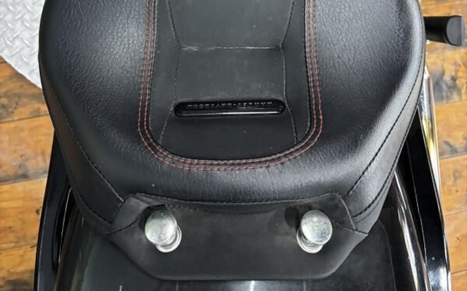 2018 Harley-Davidson® Breakout® BLACK TEMPEST W/PINSTRIPE