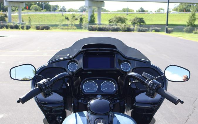2024 Harley-Davidson® Road Glide® 3 Sharkskin Blue - Black Finish