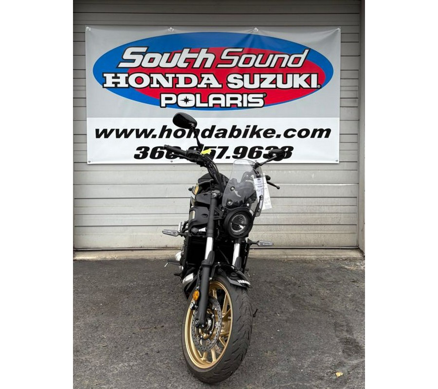 2024 Yamaha XSR700MW