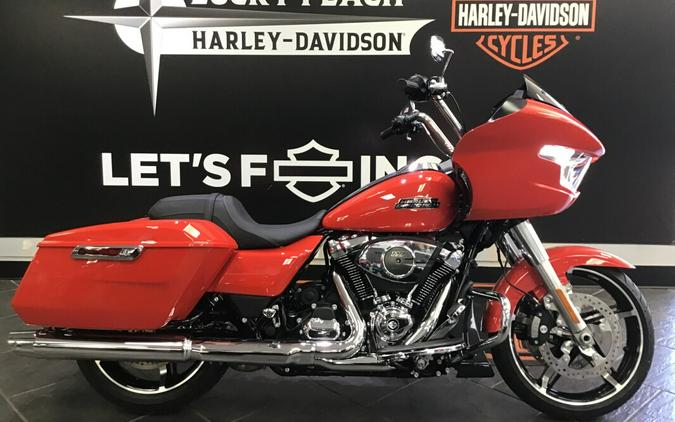 2026 Harley-Davidson® Road Glide® Blood Orange Chrome Trim