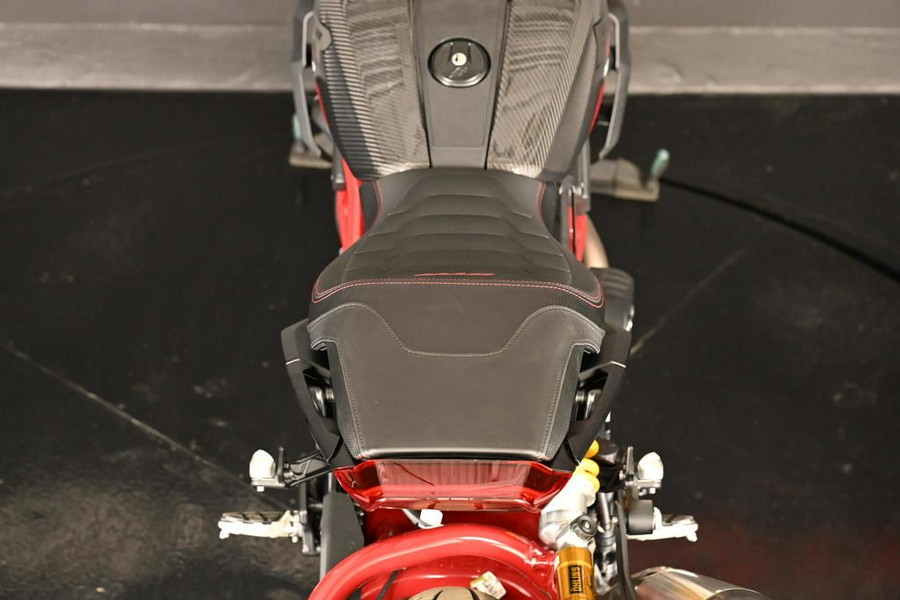 2024 Indian Motorcycle® FTR R Carbon Carbon Fiber