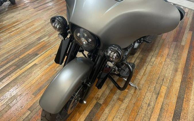 2019 Harley-Davidson® FLHXS - Street Glide® Special