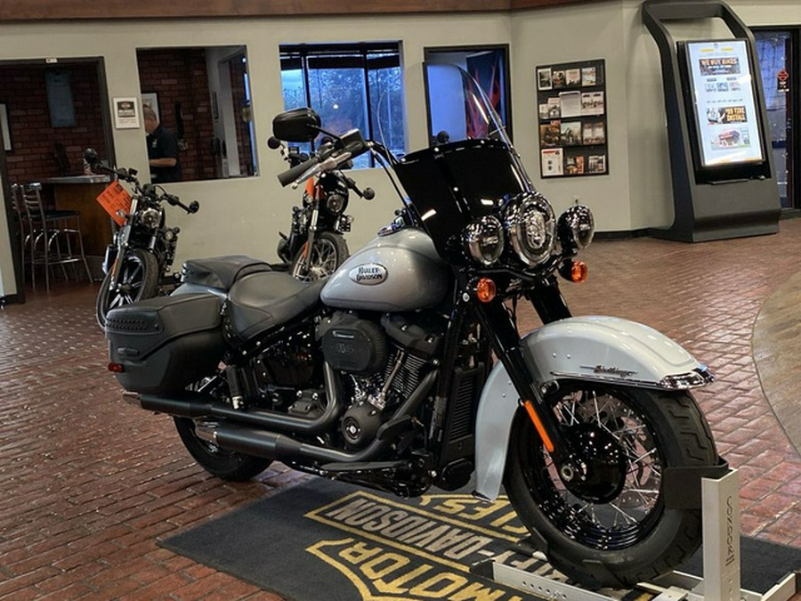 2024 Harley-Davidson Softail FLHCS - Heritage Classic