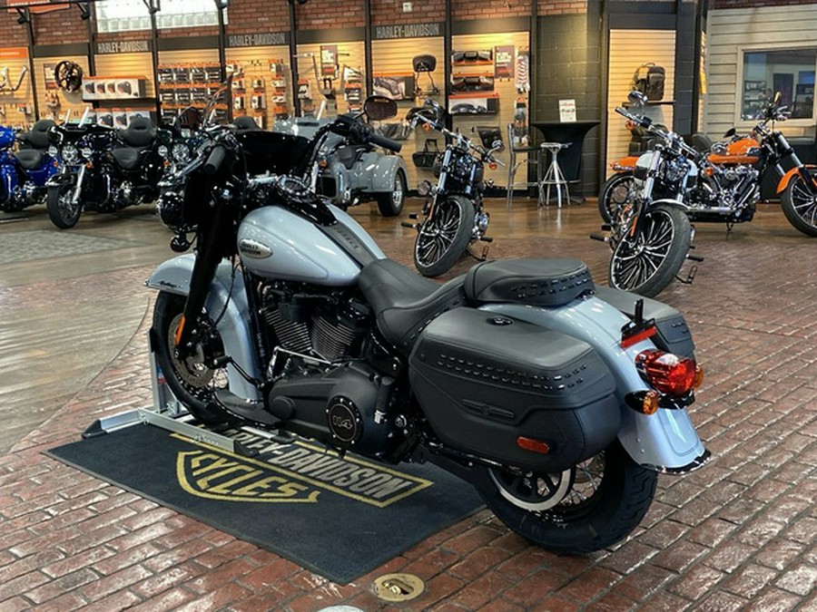 2024 Harley-Davidson Softail FLHCS - Heritage Classic