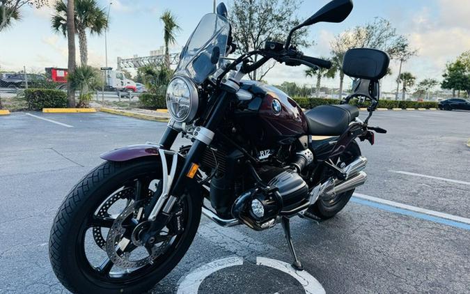 2024 BMW R 12 Aventurin Red Metallic Blackstorm Metallic