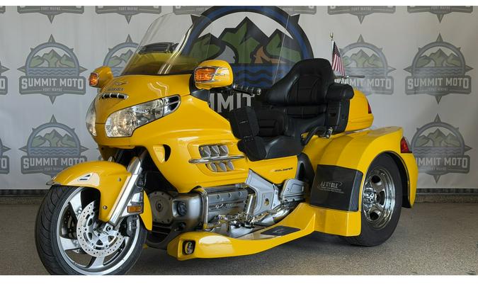 2005 GOLD WING TRIKE - Honda