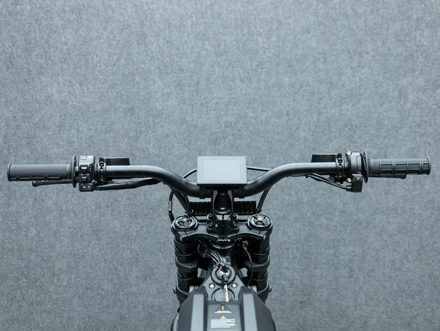 2027 E RIDE PRO SS 4.0
