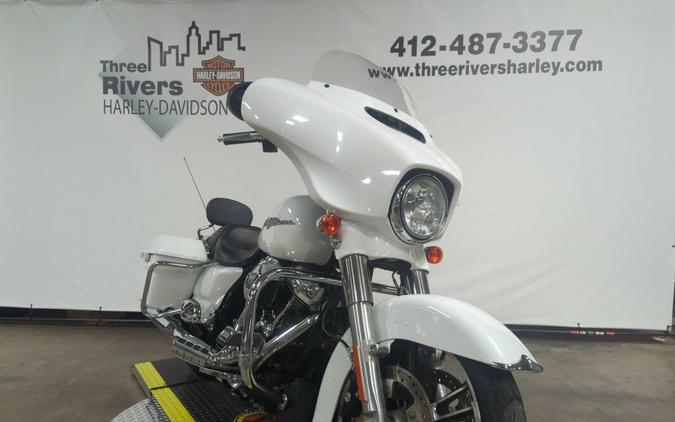 2017 Harley-Davidson® Street Glide® Special Crushed Ice Pearl