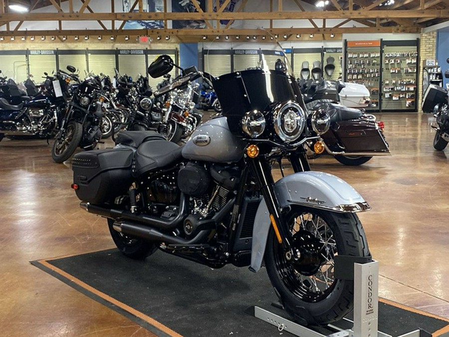 2024 Harley-Davidson Softail FLHCS - Heritage Classic