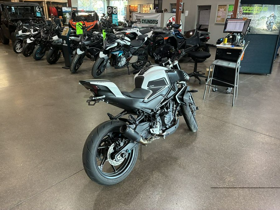 2024 CFMOTO 450NK