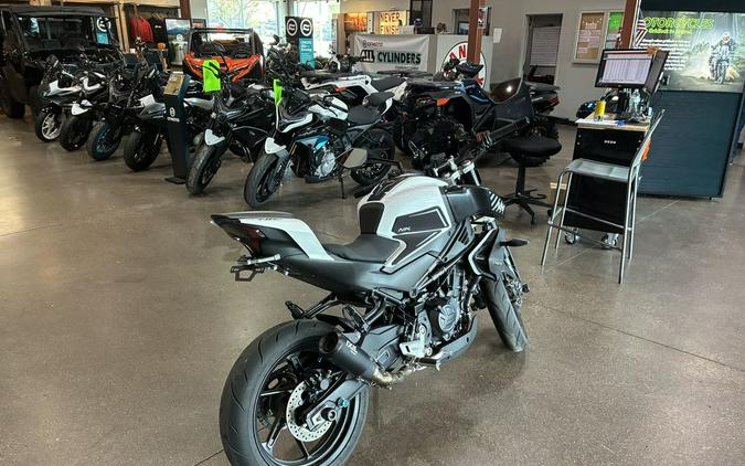 2024 CFMOTO 450NK