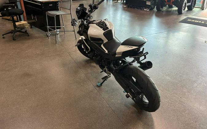 2024 CFMOTO 450NK