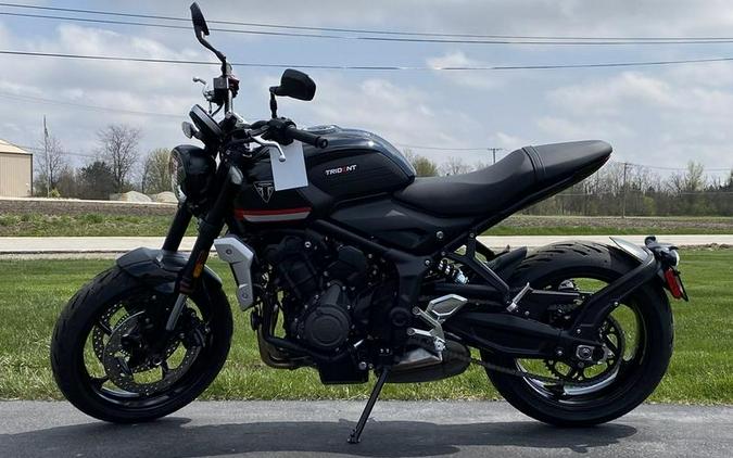 2023 Triumph Trident 660 Sapphire Black