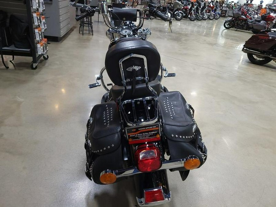 2015 Harley-Davidson® FLSTC - Heritage Softail® Classic