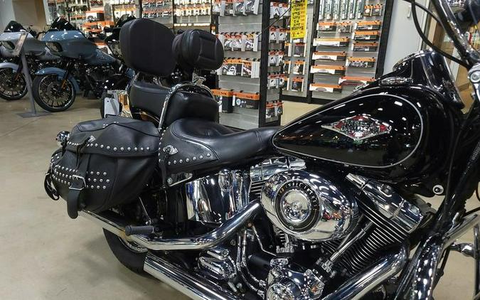 2015 Harley-Davidson® FLSTC - Heritage Softail® Classic