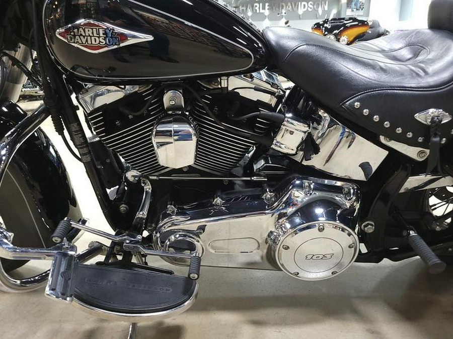 2015 Harley-Davidson® FLSTC - Heritage Softail® Classic