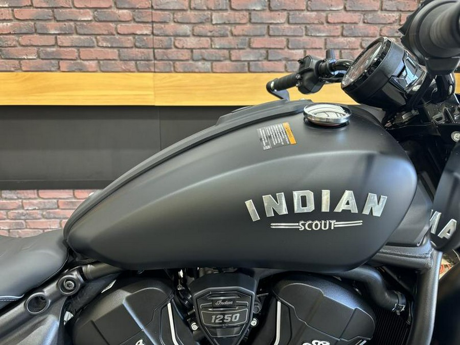 2025 Indian Motorcycle® Scout® Bobber Limited Black Smoke