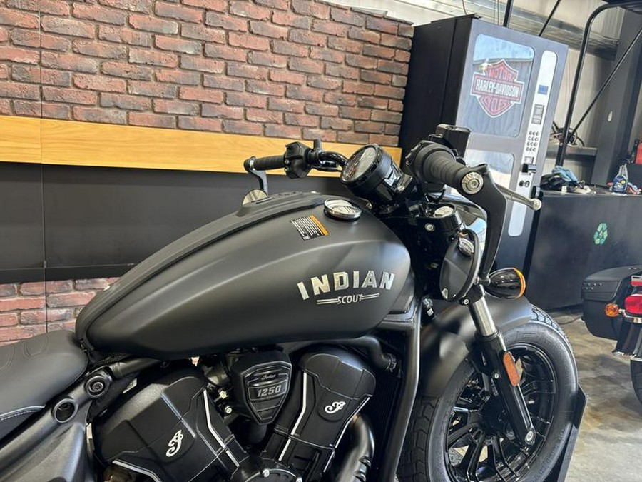 2025 Indian Motorcycle® Scout® Bobber Limited Black Smoke